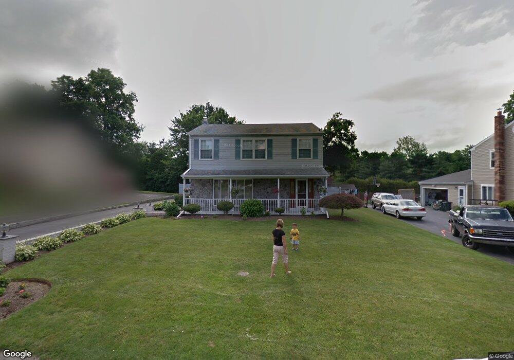 724 Windsor Place, Wallingford, PA 19086 - photo 1