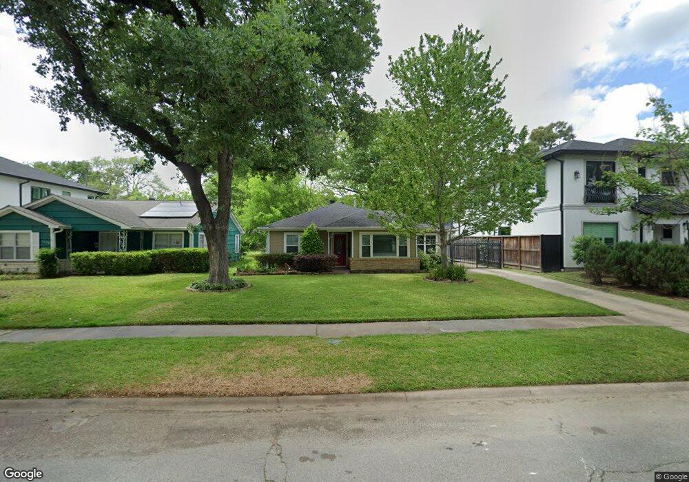 1546 Hewitt Dr, Houston, TX 77018 - photo 1