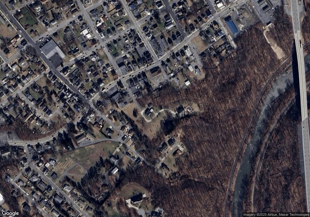 402 Mcclure St, Old Forge, PA 18518 - photo 1