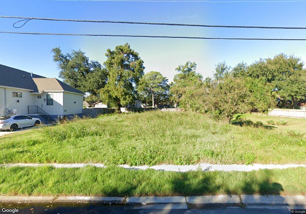 5060 Press Dr, New Orleans, LA 70126 - photo 1