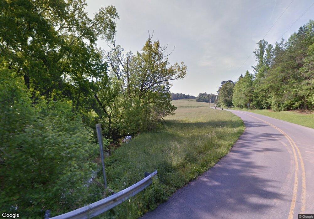 8415 Pickens Gap Rd, Knoxville, TN 37920 - photo 1