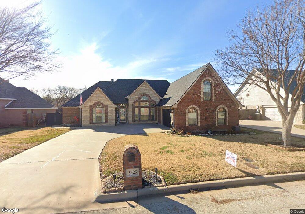 3325 White Oaks Dr, Abilene, TX 79606 - photo 1