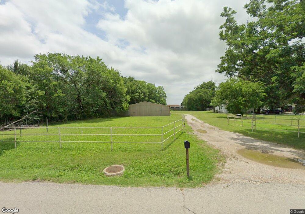 1740 3rd Ave NE, Ardmore, OK 73401 - photo 1