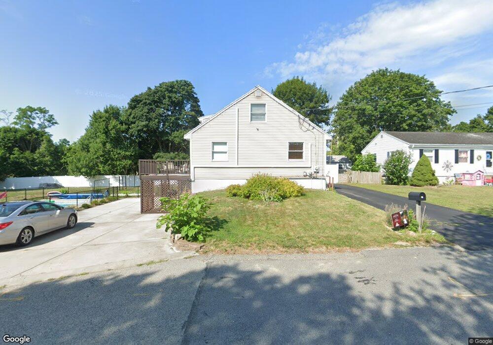25 Longmeadow Dr, Wareham, MA 02571 - photo 1