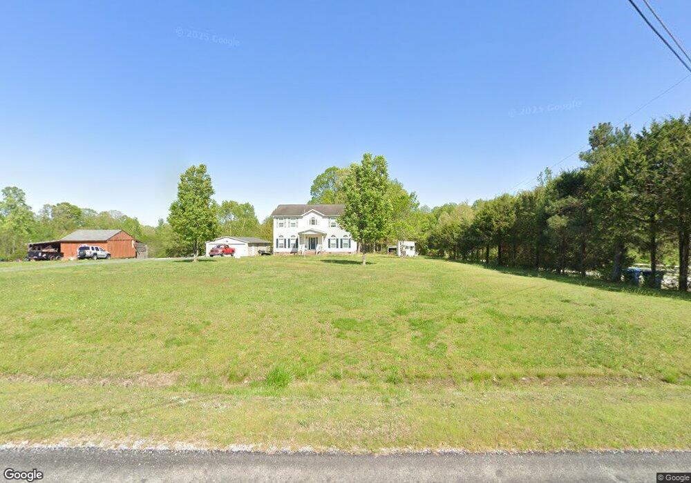 6719 Saferight Rd, Greensboro, NC 27406 - photo 1