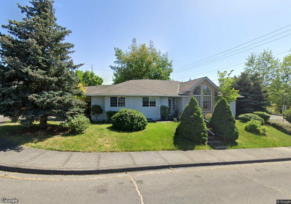 1734 Evans Cir, Medford, OR 97504 - photo 1