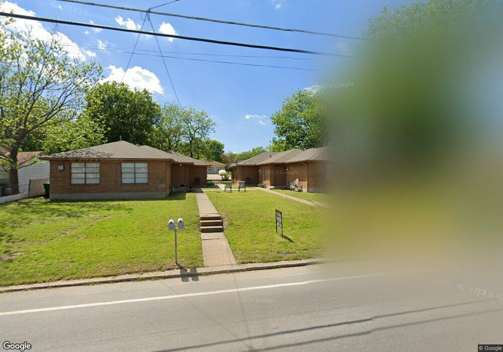 2110 N Travis St, Sherman, TX 75092 - photo 1