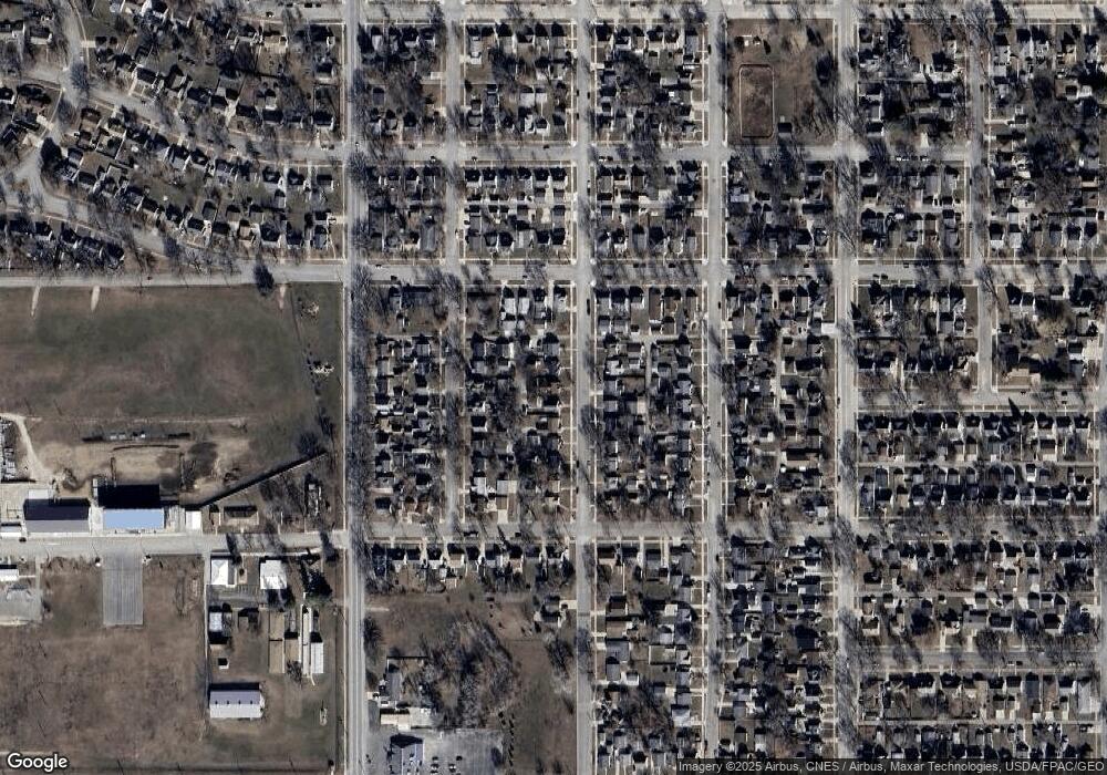 510 10th St SW, Austin, MN 55912 - photo 1