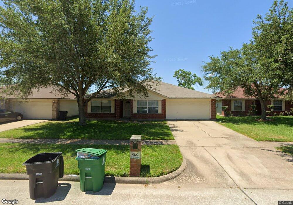9102 Garden Breeze Dr, Houston, TX 77075 - photo 1