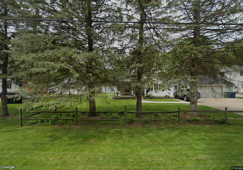 5237 Rowland Rd, Toledo, OH 43613 - photo 1