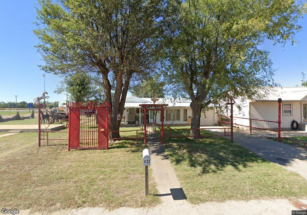 1122 Miller Ave, Dumas, TX 79029 - photo 1