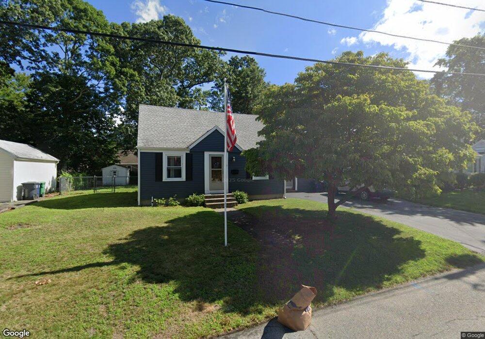 51 Guilford Dr, Warwick, RI 02886 - photo 1