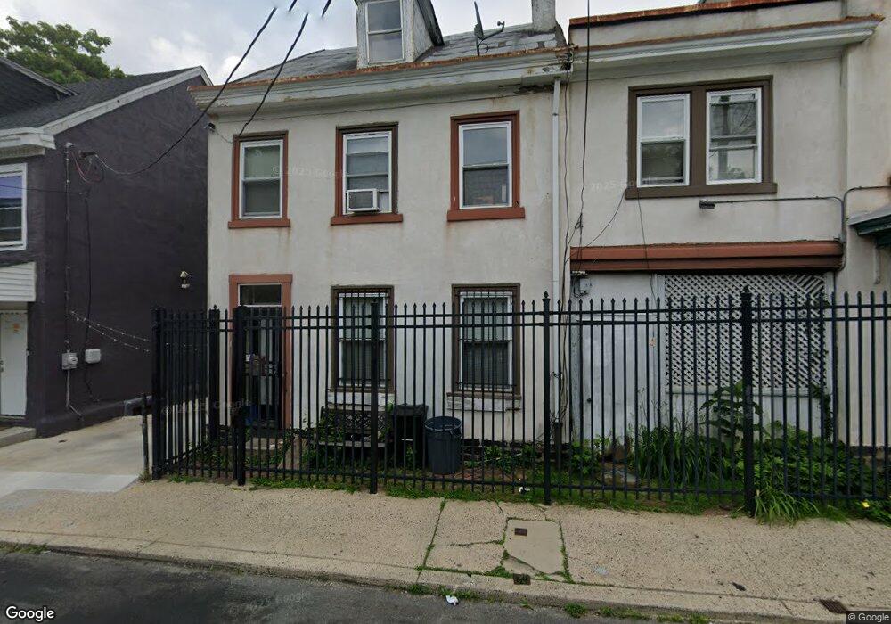 118 E Rittenhouse St, Philadelphia, PA 19144 - photo 1