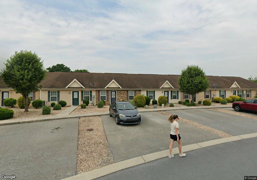 2737 Roosevelt Dr, Chambersburg, PA 17201 - photo 1