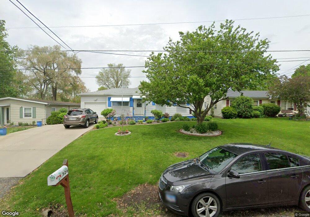 526 Comet Ave, Lincoln, IL 62656 - photo 1