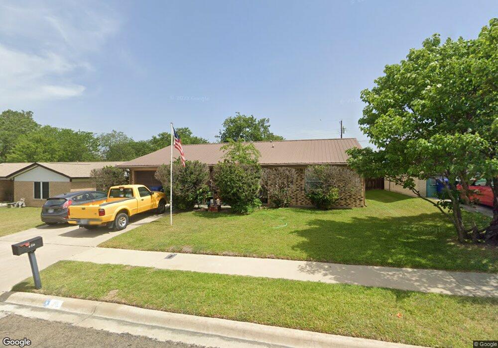 915 Holly St, Copperas Cove, TX 76522 - photo 1