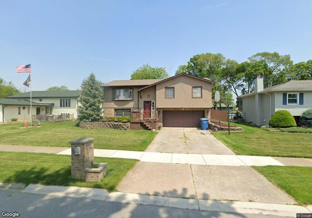 711 205th Place, Dyer, IN 46311 - photo 1