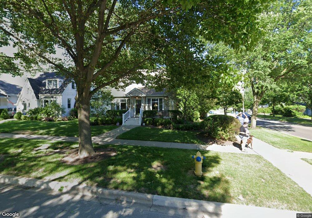 341 N Maple Ave, Elmhurst, IL 60126 - photo 1