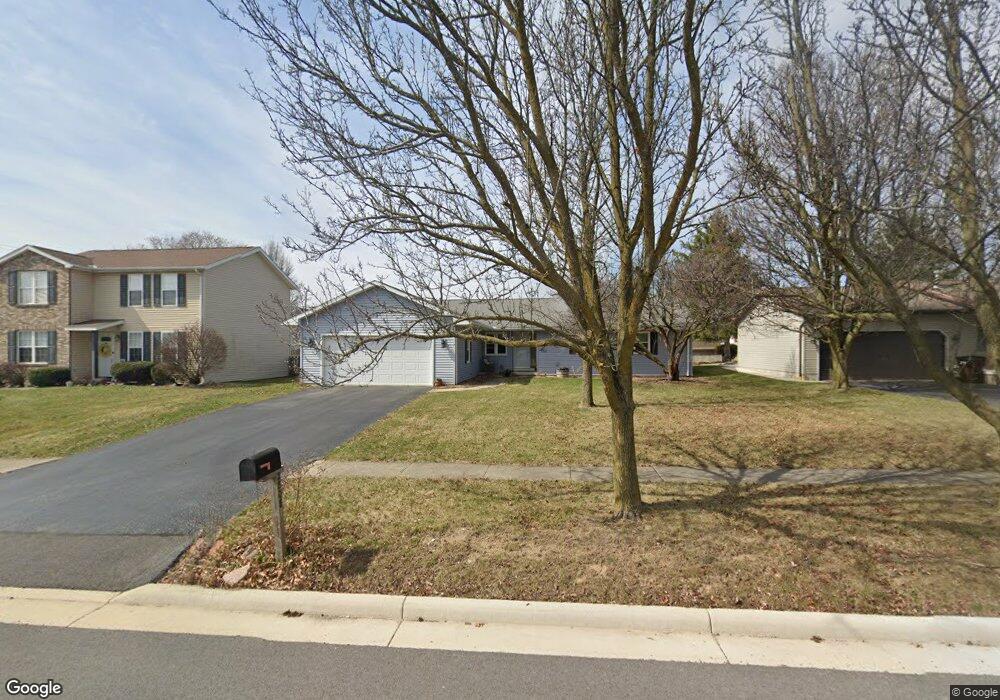 2808 High Point Ln, Findlay, OH 45840 - photo 1