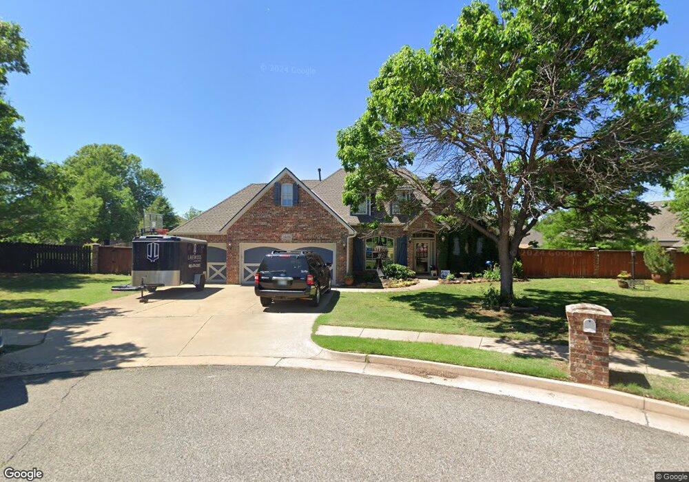 1805 Lancaster Cir, Edmond, OK 73012 - photo 1