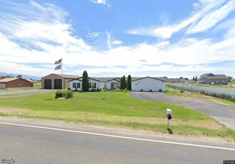 5689 W 4000 S, Hooper, UT 84315 - photo 1