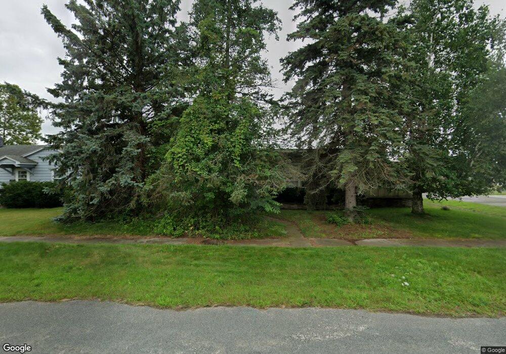 2213 16th Ave, Menominee, MI 49858 - photo 1