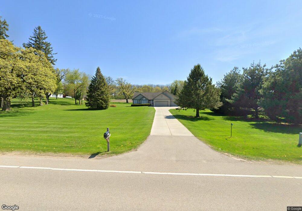 5835 Whalen Rd, Fitchburg, WI 53711 - photo 1