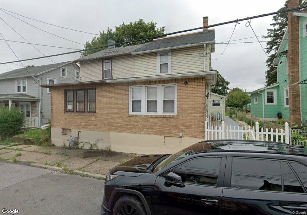 406 E Walnut St, Hazleton, PA 18201 - photo 1