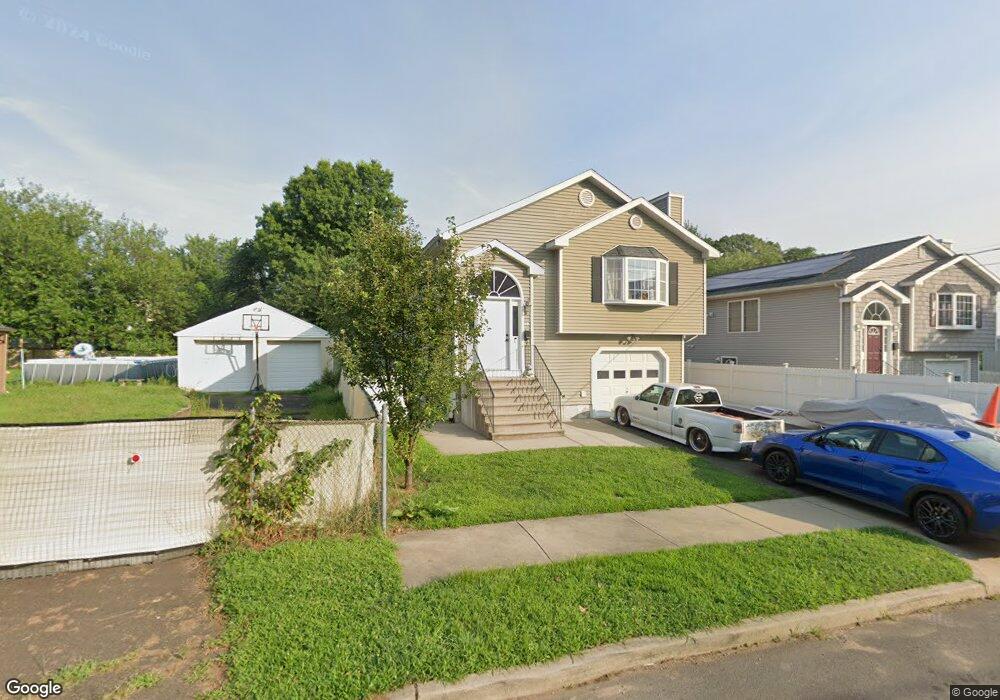 33 Thill St, West Haven, CT 06516 - photo 1