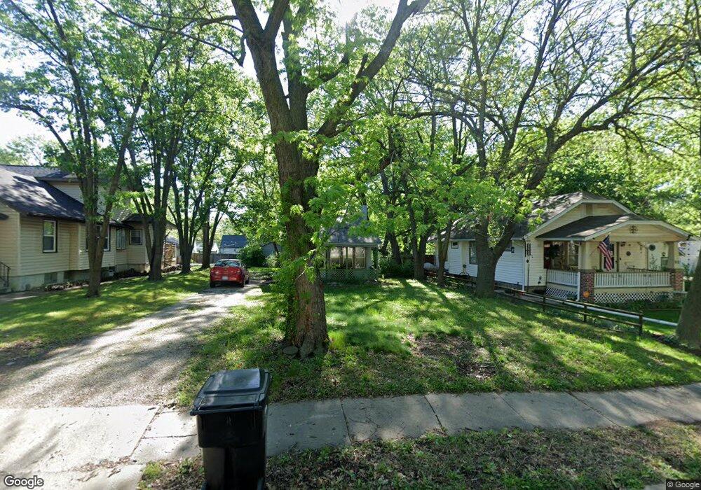 910 SW Warren Ave, Topeka, KS 66606 - photo 1