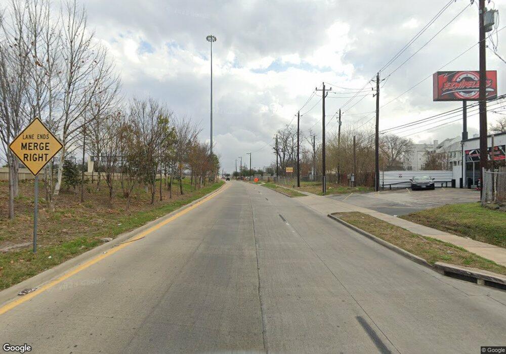 200 N Loop Fwy E, Houston, TX 77008 - photo 1