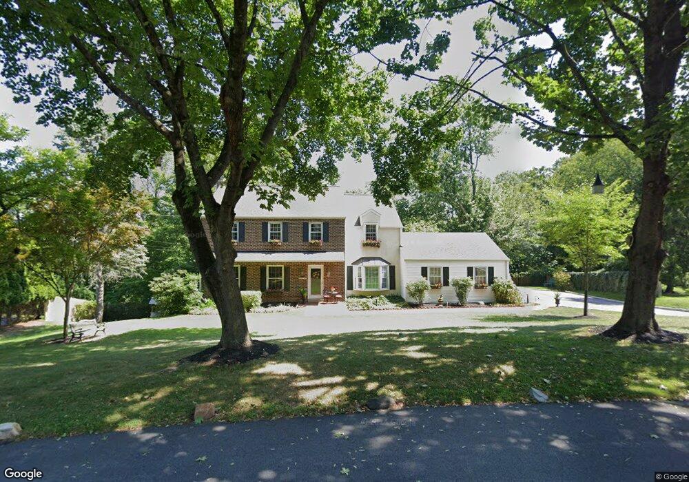 851 Parkridge Dr, Media, PA 19063 - photo 1