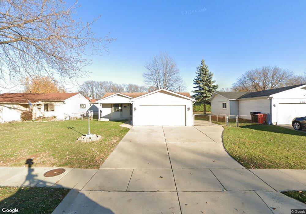 25152 Fern St, Roseville, MI 48066 - photo 1