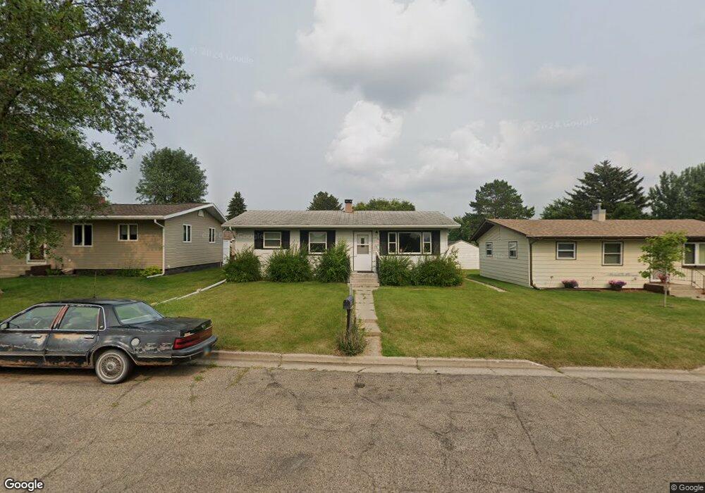 1405 9th Ave SW, Jamestown, ND 58401 - photo 1