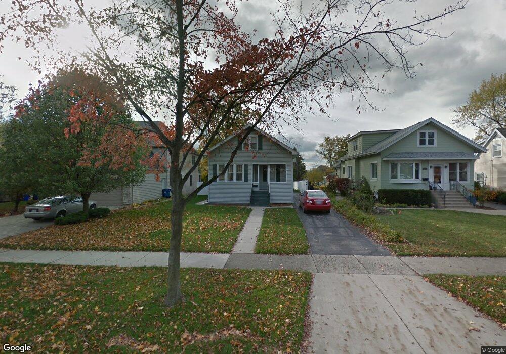 252 N Highview Ave, Elmhurst, IL 60126 - photo 1