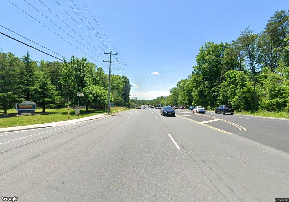 1 Chesapeake Dr, Dumfries, VA 22026 - photo 1