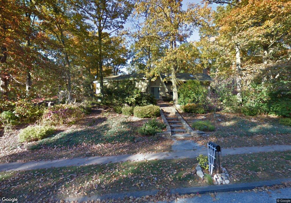 213 Woodhaven Rd, Glastonbury, CT 06033 - photo 1