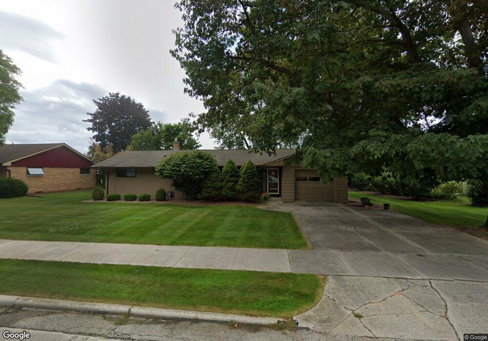 2217 Markham St, Manitowoc, WI 54220 - photo 1