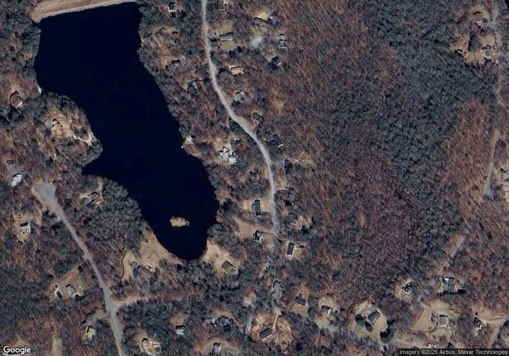 147 Lakeshore Dr, New Hartford, CT 06057 - photo 1