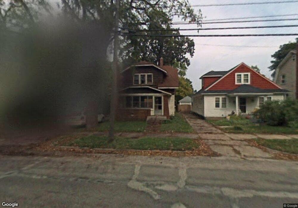 615 Knapp St NE, Grand Rapids, MI 49505 - photo 1