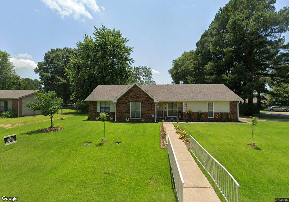 207 Jennifer St, Jonesboro, AR 72401 - photo 1
