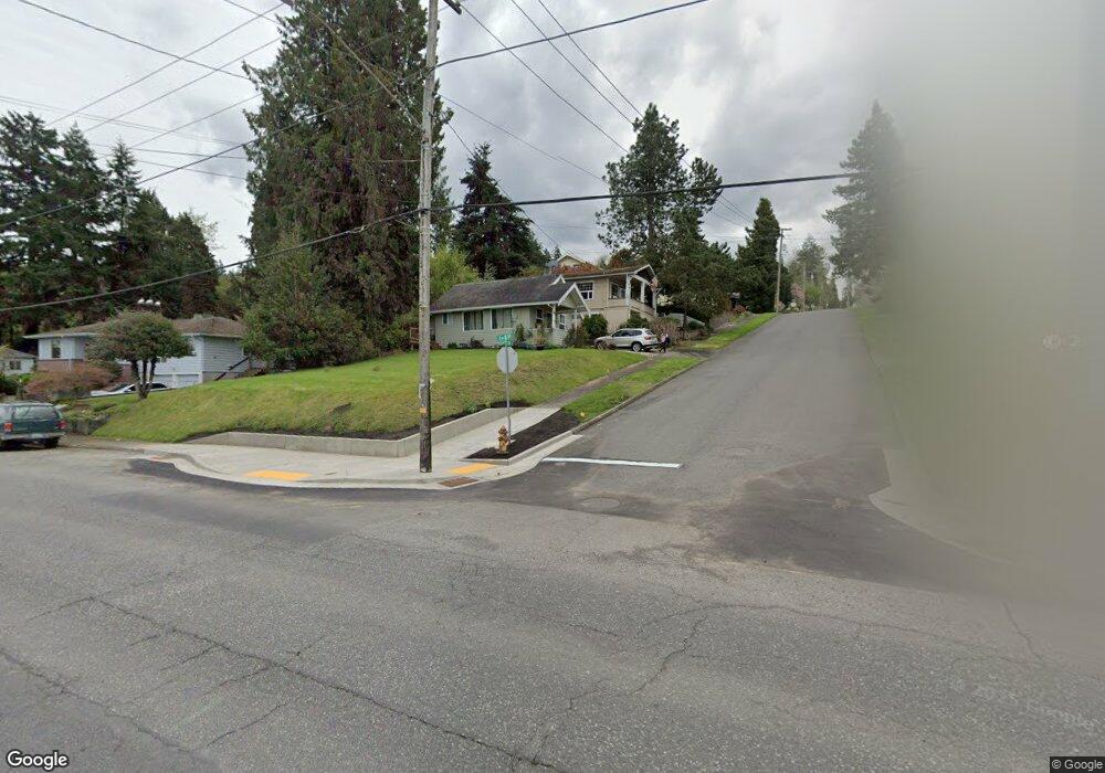 209 E 5th St, Rainier, OR 97048 - photo 1