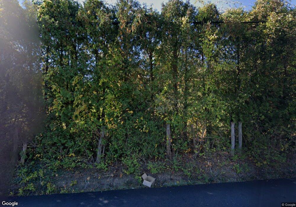 4966 Hampshire Grade Rd, Hedgesville, WV 25427 - photo 1