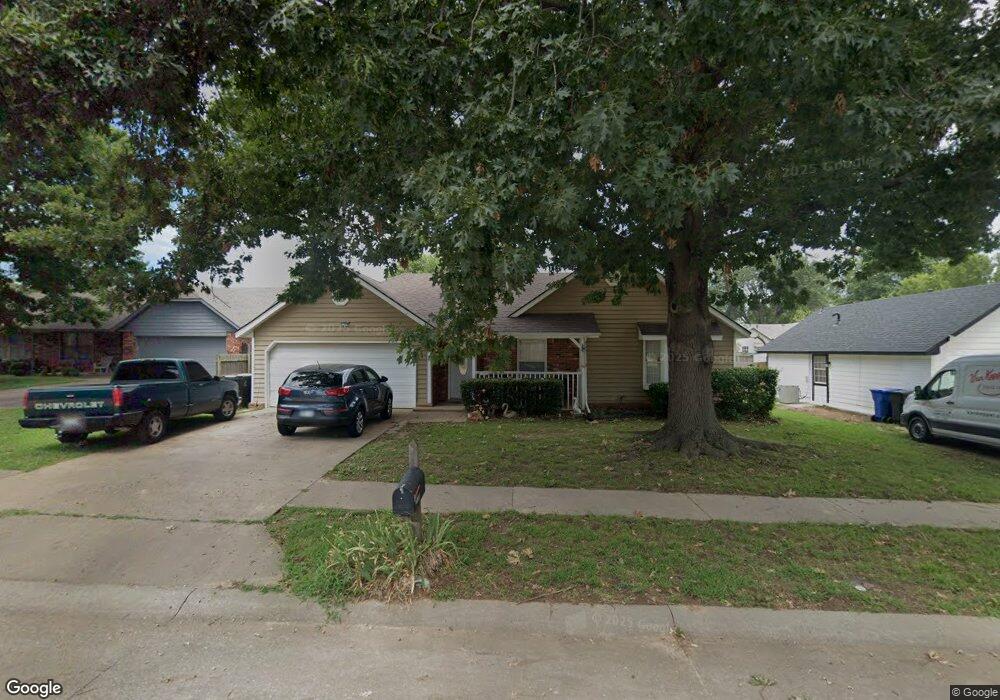 1308 W Keywest St, Broken Arrow, OK 74011 - photo 1