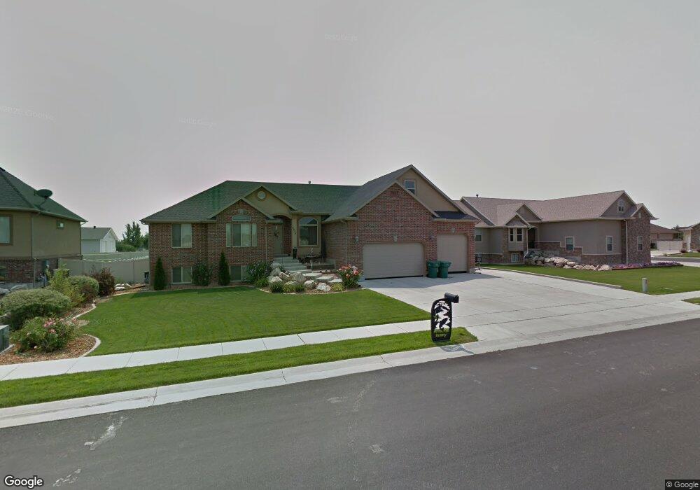 5275 W 4950 S, Hooper, UT 84315 - photo 1