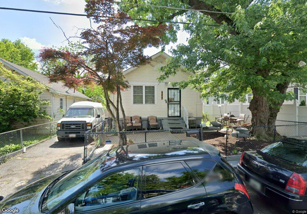 808 Kayak Ave, Capitol Heights, MD 20743 - photo 1