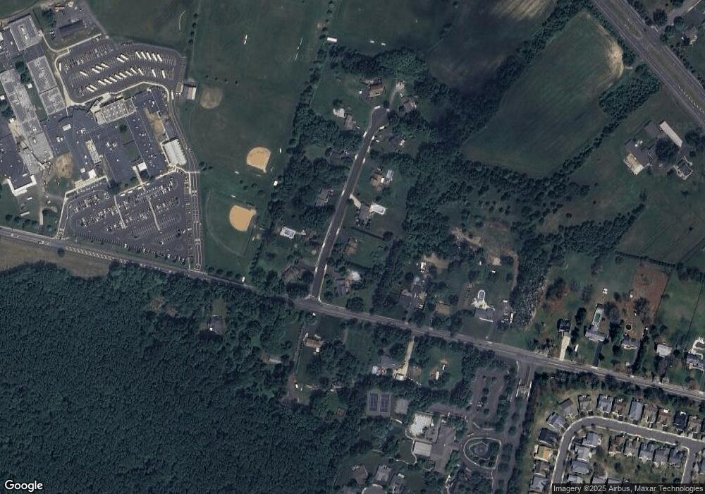 4 Wayne Dr E, Columbus, NJ 08022 - photo 1