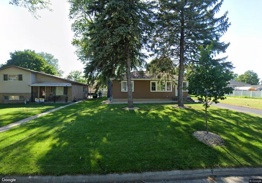 744 N Kenilworth Ave, Elmhurst, IL 60126 - photo 1