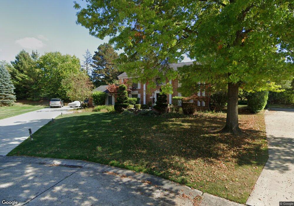 4183 Peg Leg Ct, Bloomfield Hills, MI 48302 - photo 1