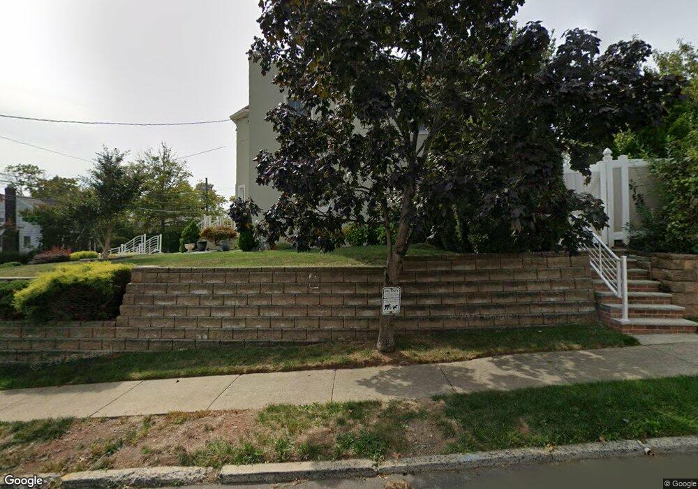 284 Pasadena Ave, Hasbrouck Heights, NJ 07604 - photo 1